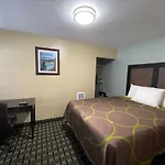 Pinewood Inn