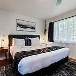 The Jeffrey Hotel