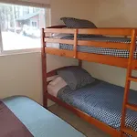 Cozy Tahoe Cabin Heavenly & Lakefront
