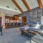 Luxury 2Br Residence Steps From Heavenly Village & Gondola Condo
