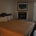 Cedar Inn & Suites