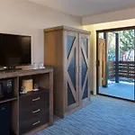 Hotel Azure