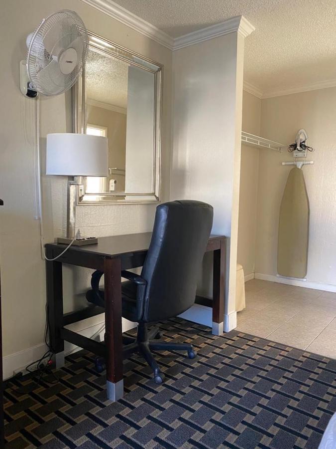 Motel Budget At The Heavenly Gondola 2*