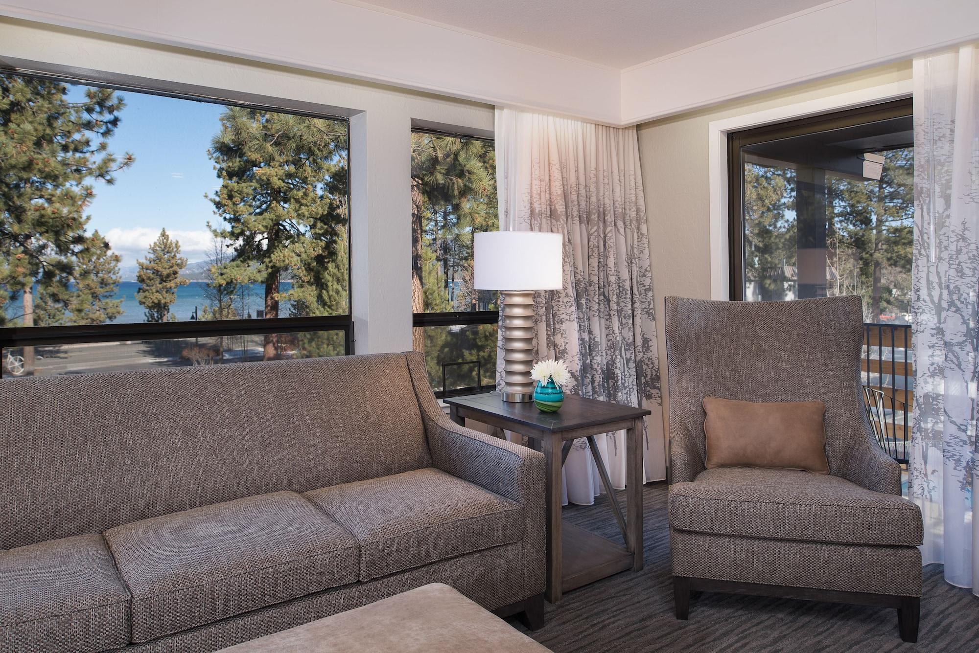 Azure Hotel 4*