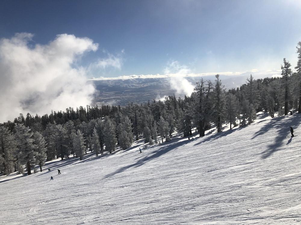 Hotel Days Innby Wyndham South Tahoe 3*