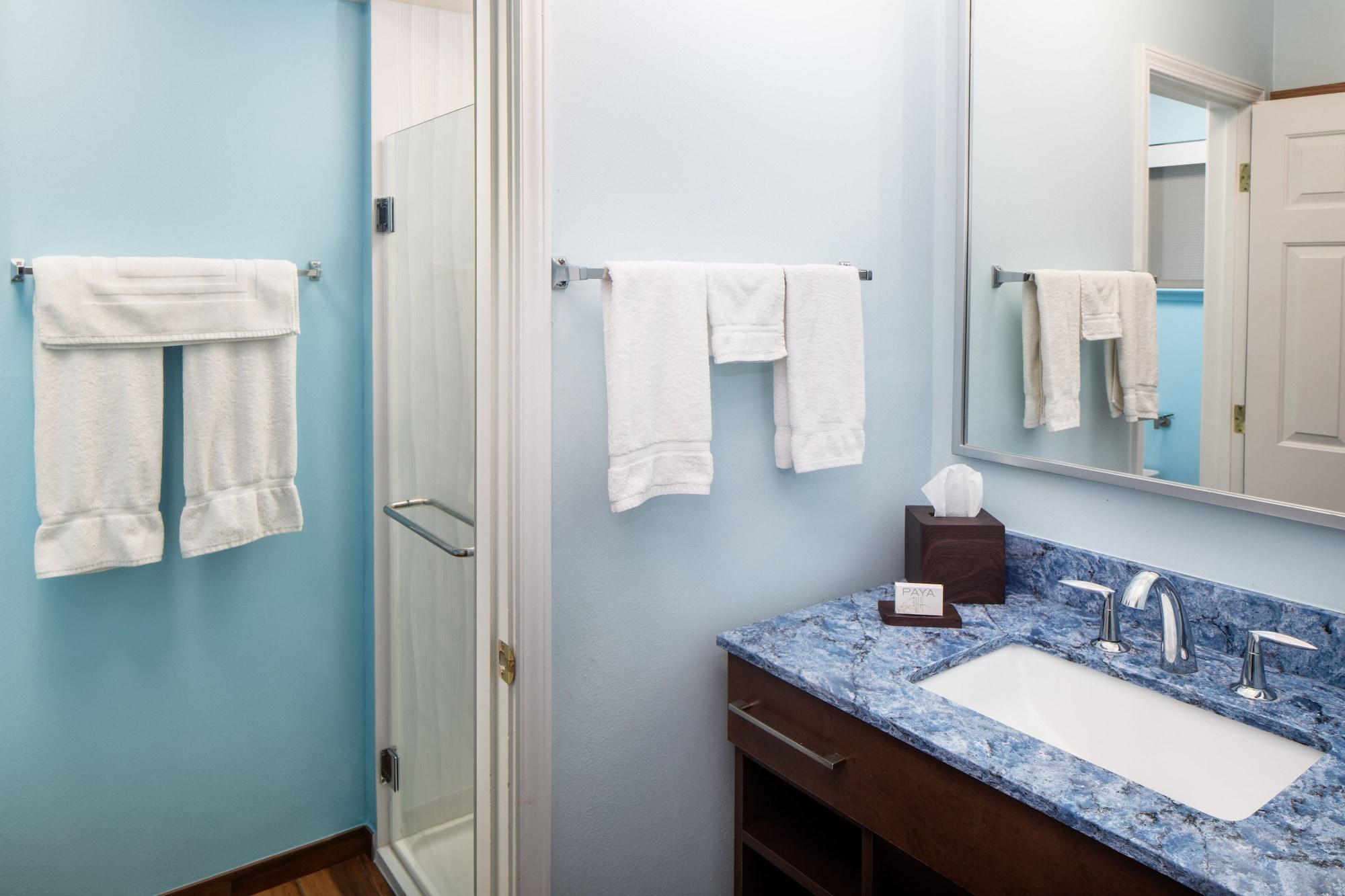 Retreat & At Tahoe Hotel 3*