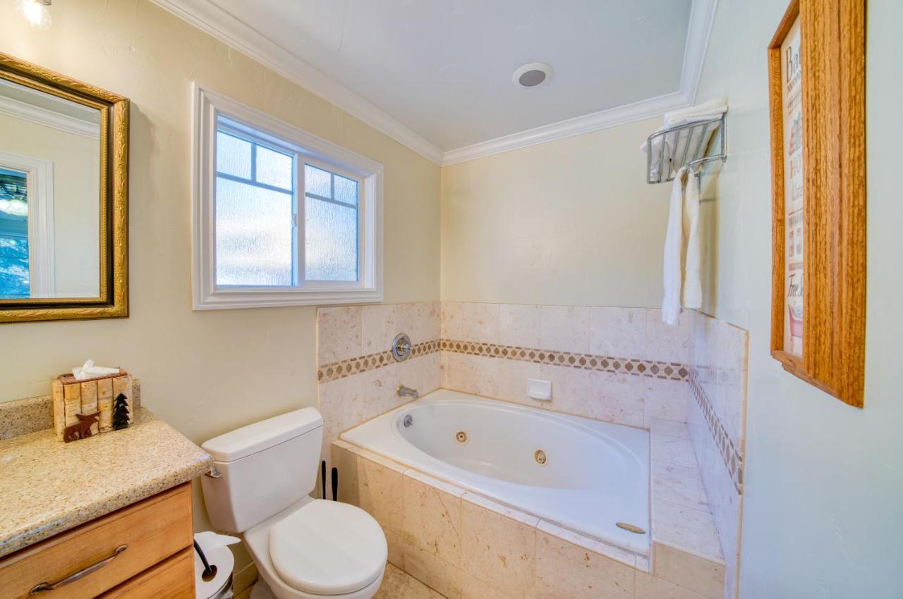 Apartment Mml Unit 14 - Spacious 2 Bedroom 2 Bath Next To Lake/ski Village *