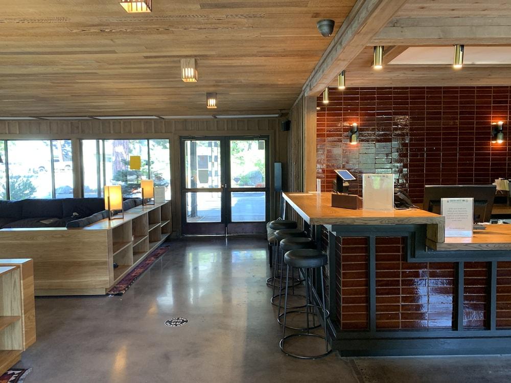 Station House South Tahoe, By Oliver Hotel 3*