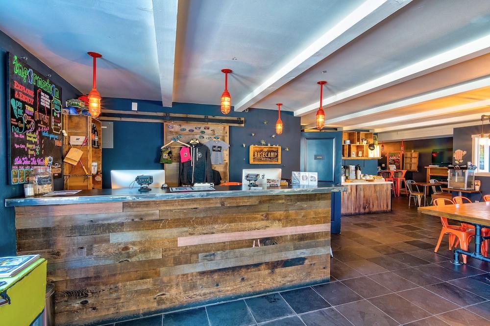 Basecamp Tahoe South Hotel 3*