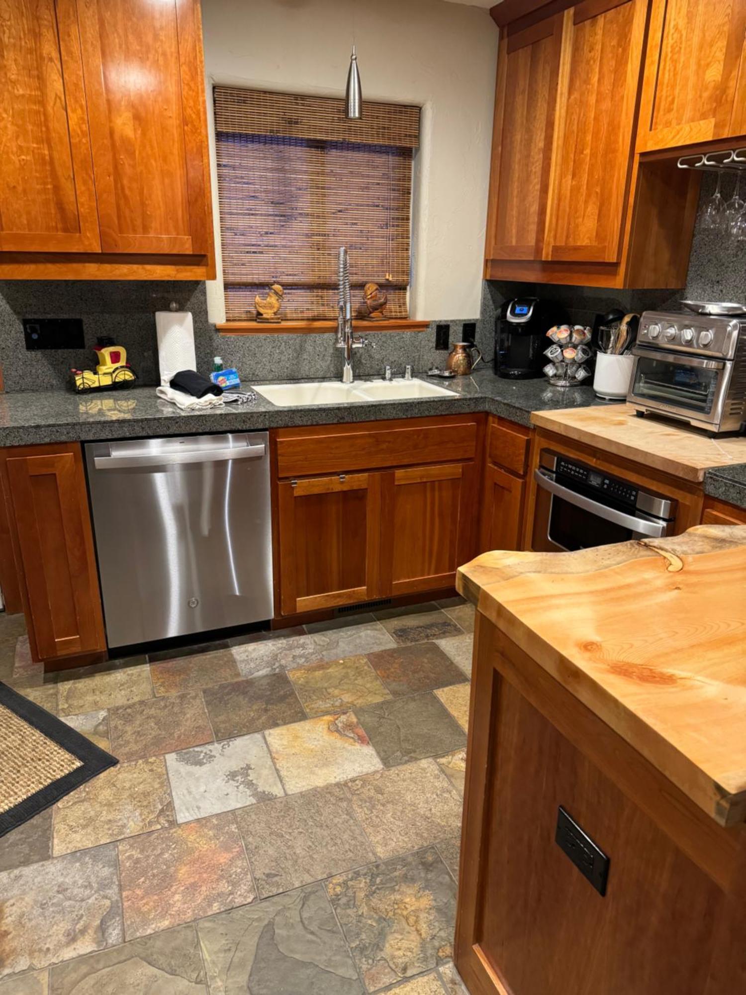 Tahoe Luxury Guest Quarters Holiday home *