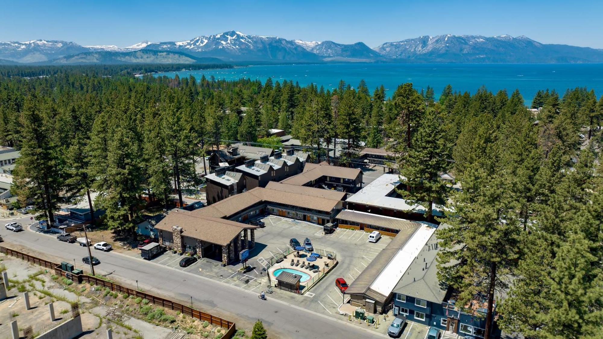 Blue Jay Hotel