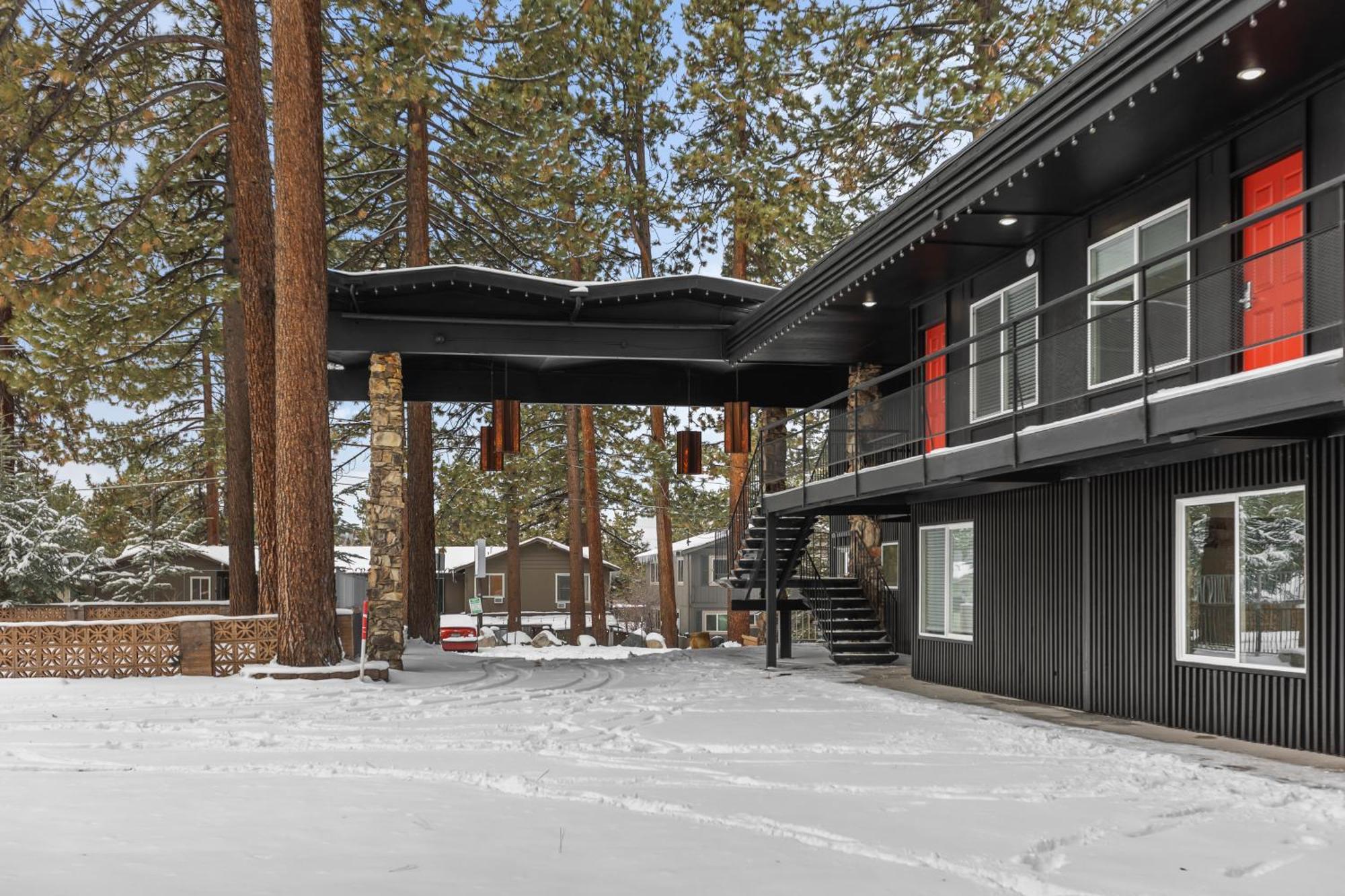 Ambassador Tahoe Motel