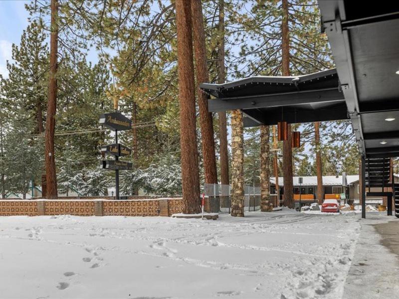 Motel Ambassador Tahoe 2*