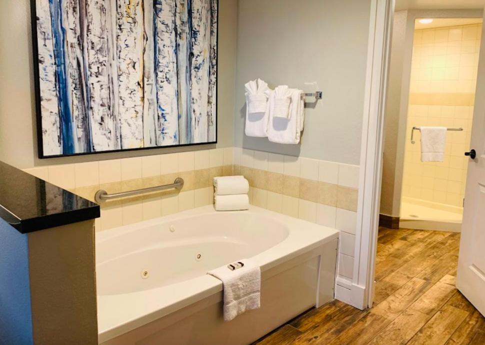 Marriott's Timber Hotel