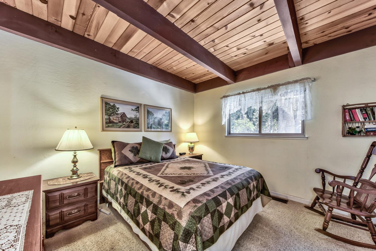 1207s In The Pines * South Lake Tahoe