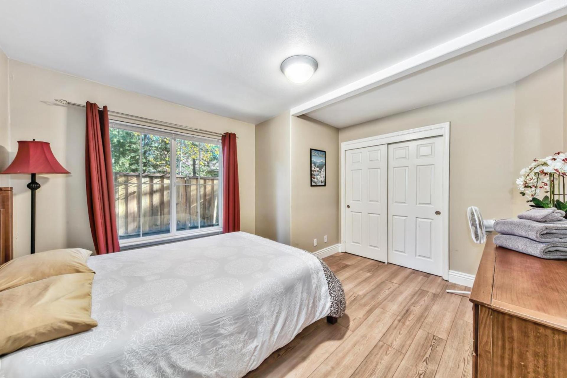 1540ts Snowy Owl Holiday home