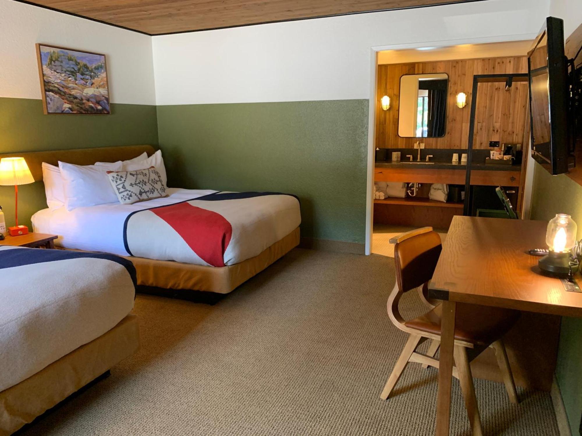 Station House South Tahoe, By Oliver Hotel