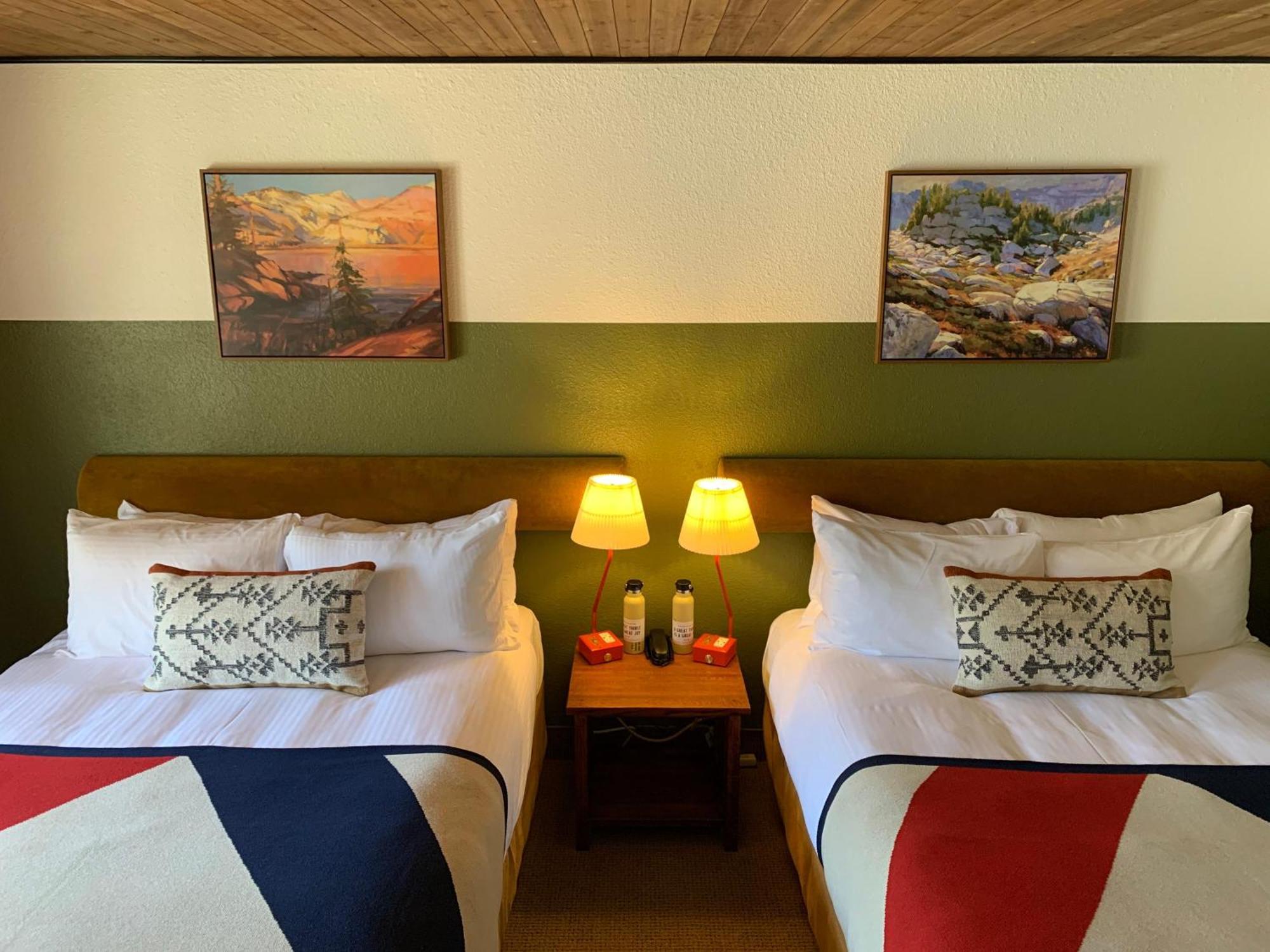 Station House South Tahoe, By Oliver 3*