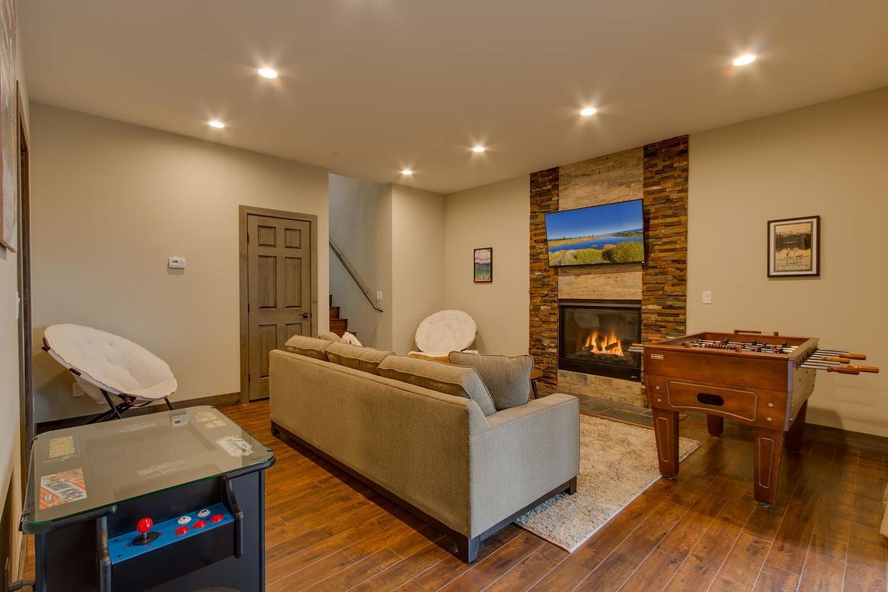 Whispering Pines - Four Bedroom