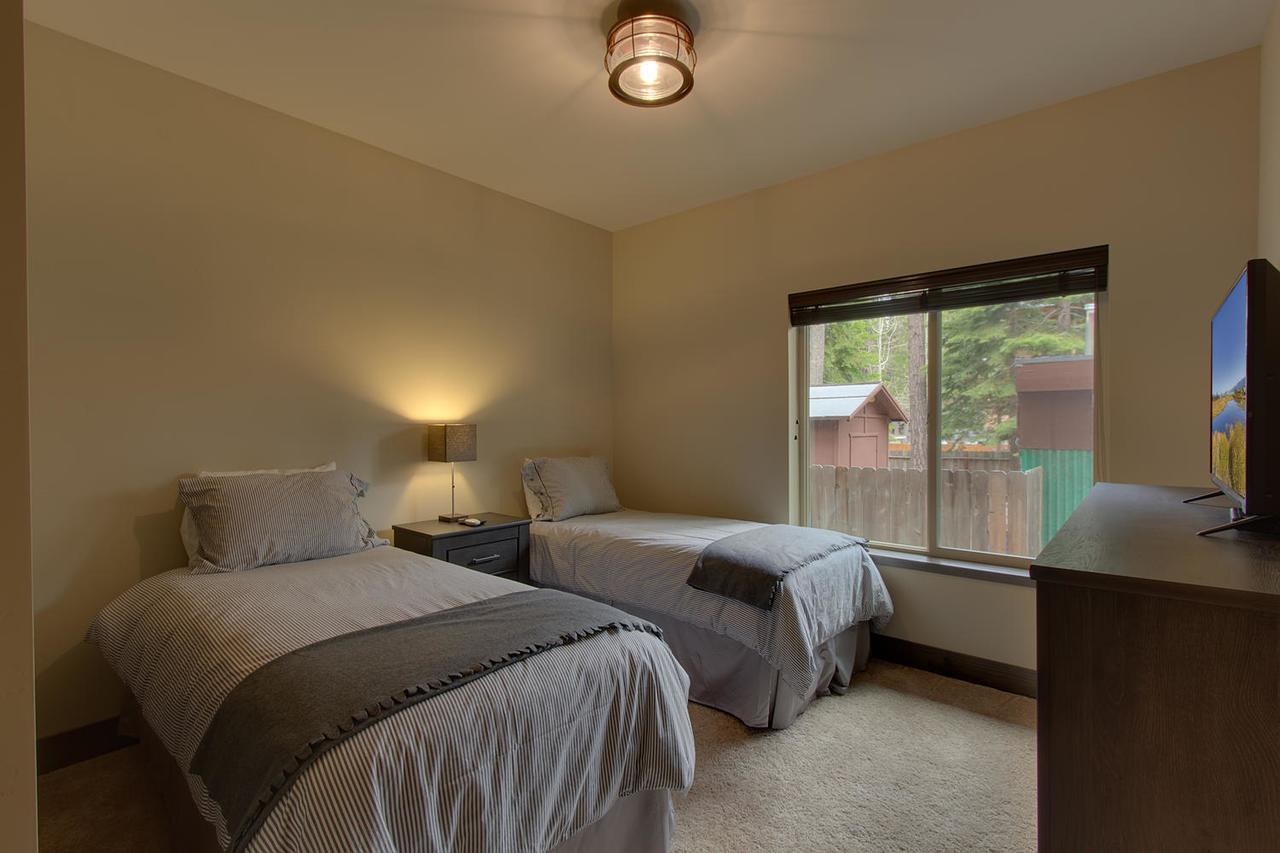 Holiday home Whispering Pines - Four Bedroom South Lake Tahoe