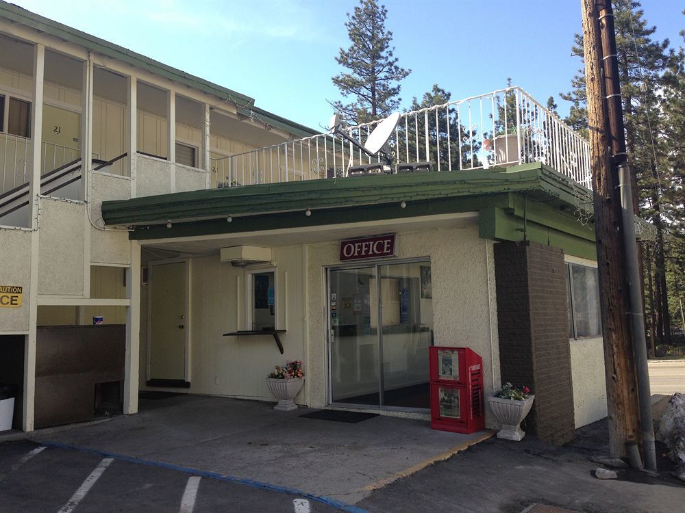 Econo & Heavenly Village Area Hotel *