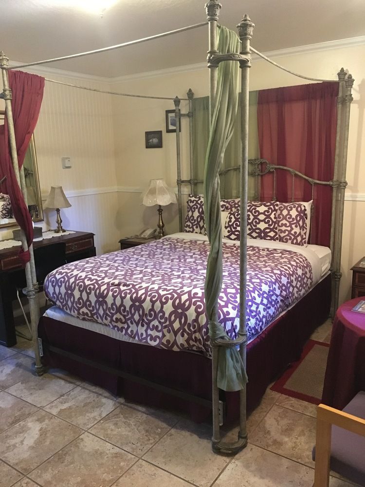 Hotel Econo & Heavenly Village Area South Lake Tahoe