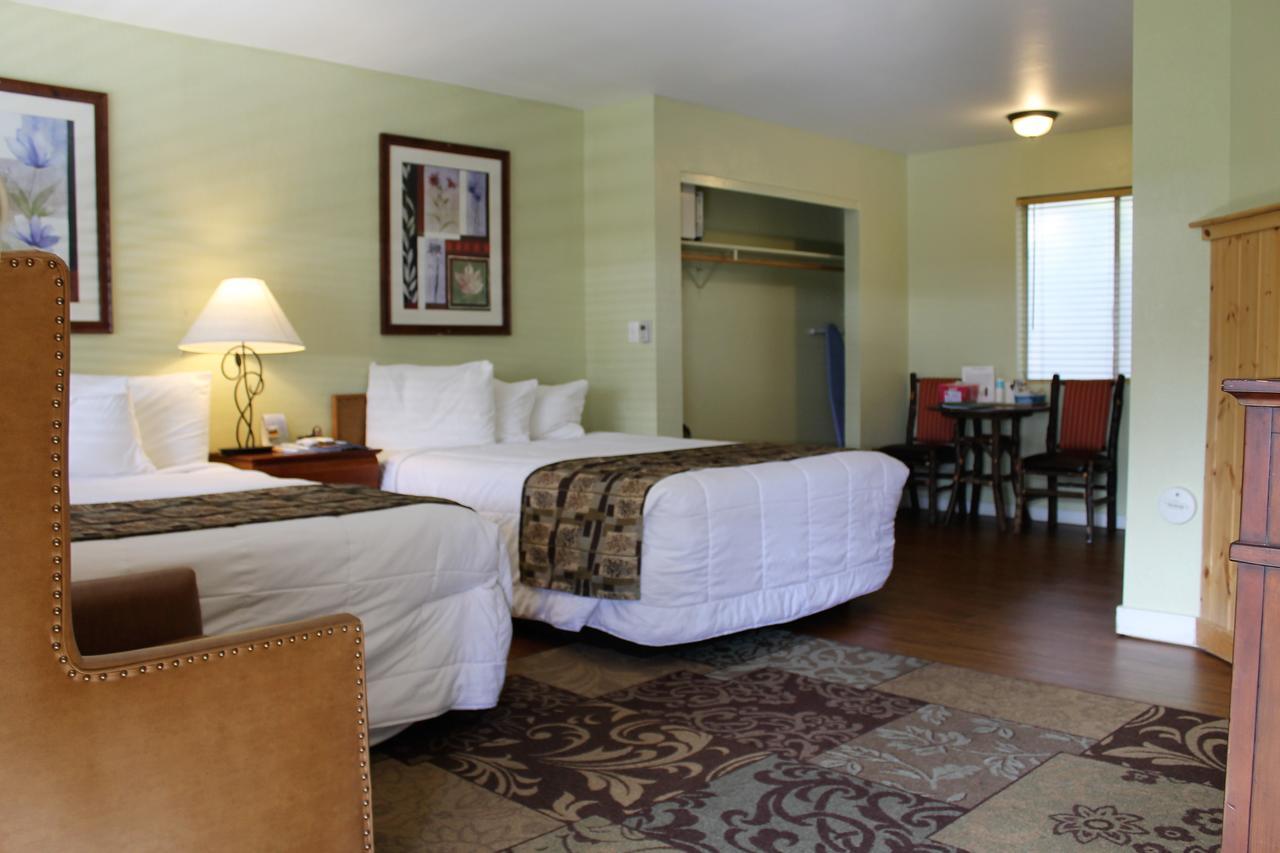 Big Pines Mountain House Motel 2*