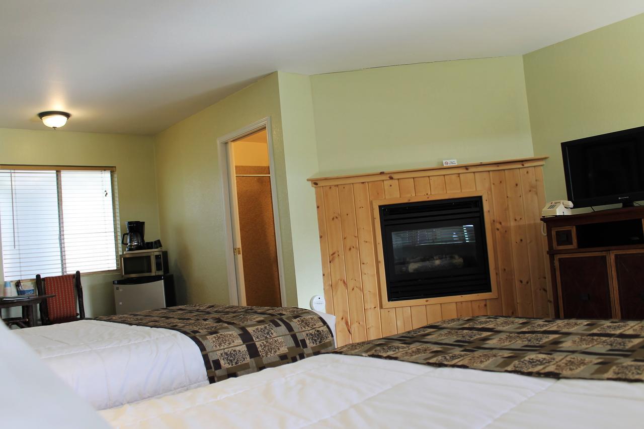 Big Pines Mountain House Motel 2*