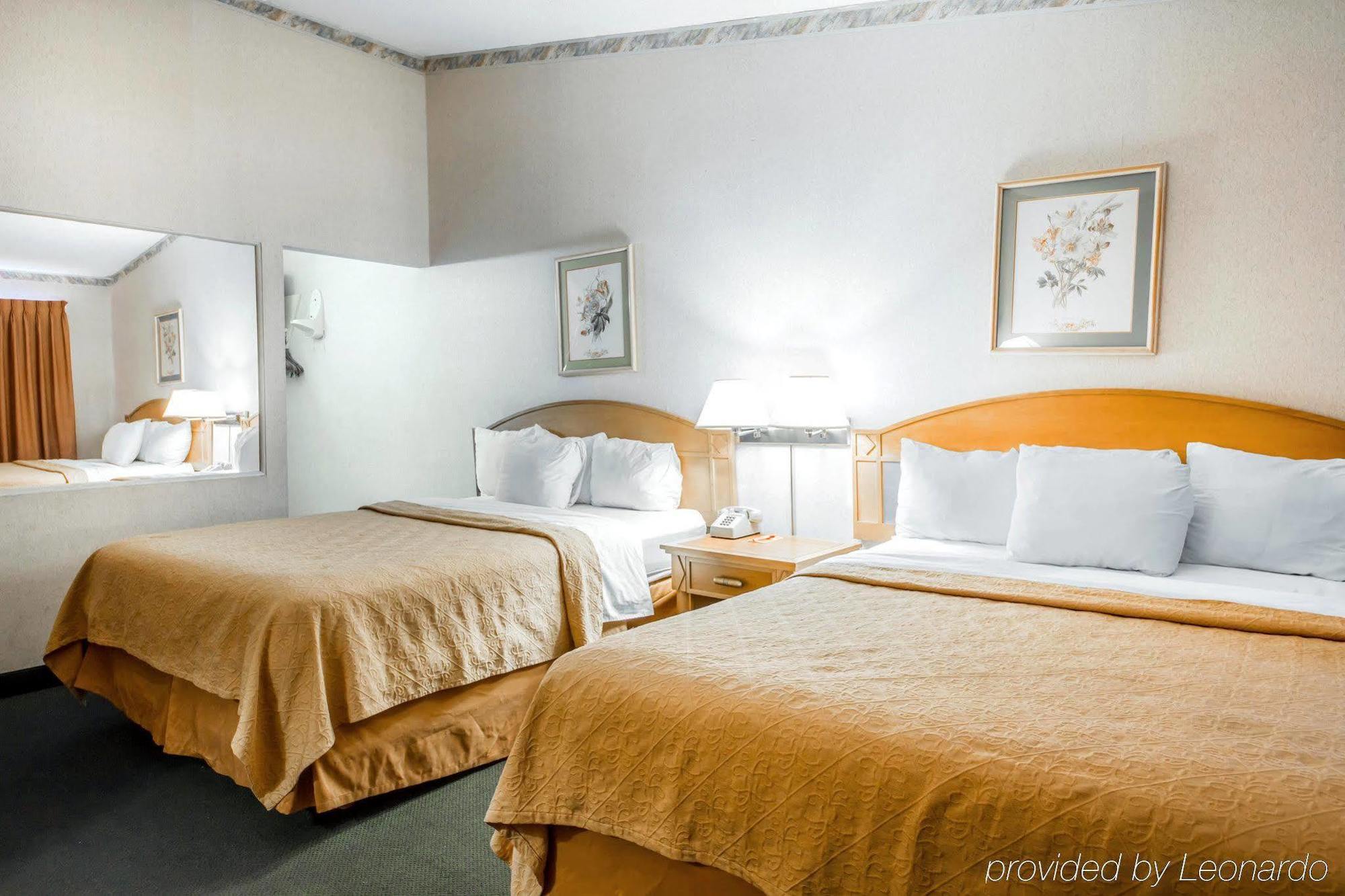 Hampton & South Tahoe Hotel