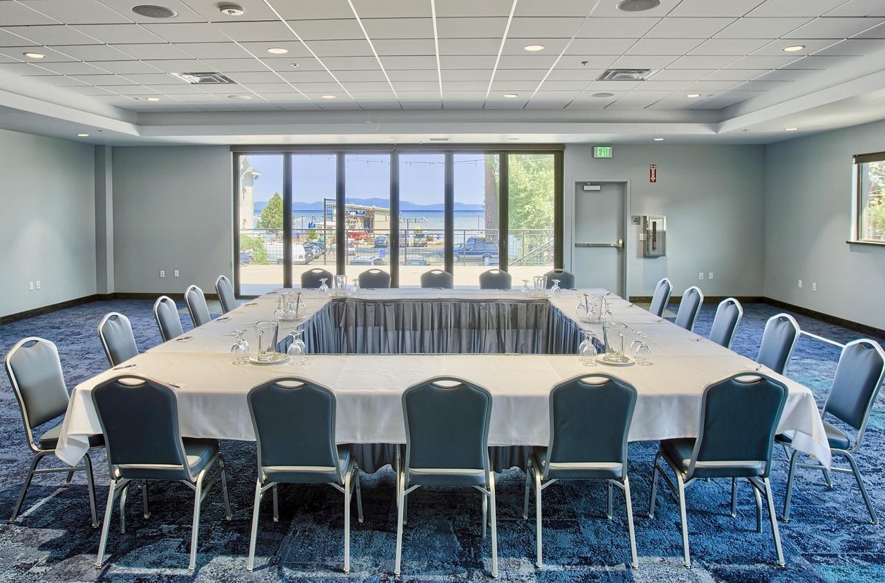 Retreat & At Tahoe Hotel 3*