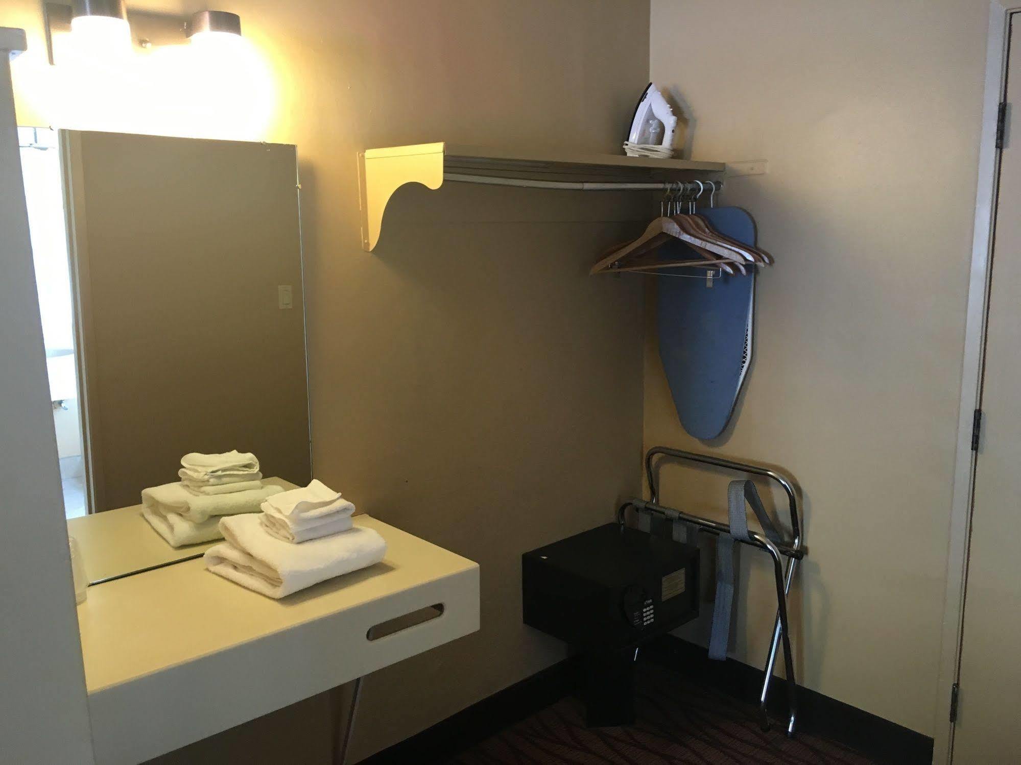 Howard Johnson By Wyndham South Tahoe 2* South Lake Tahoe