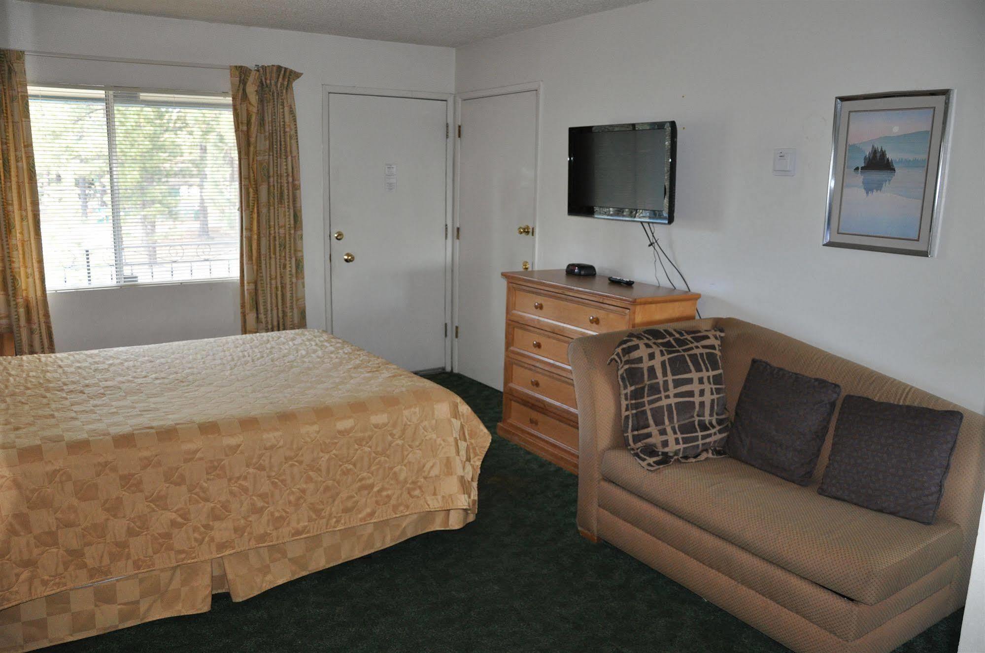 Hotel Cedar &