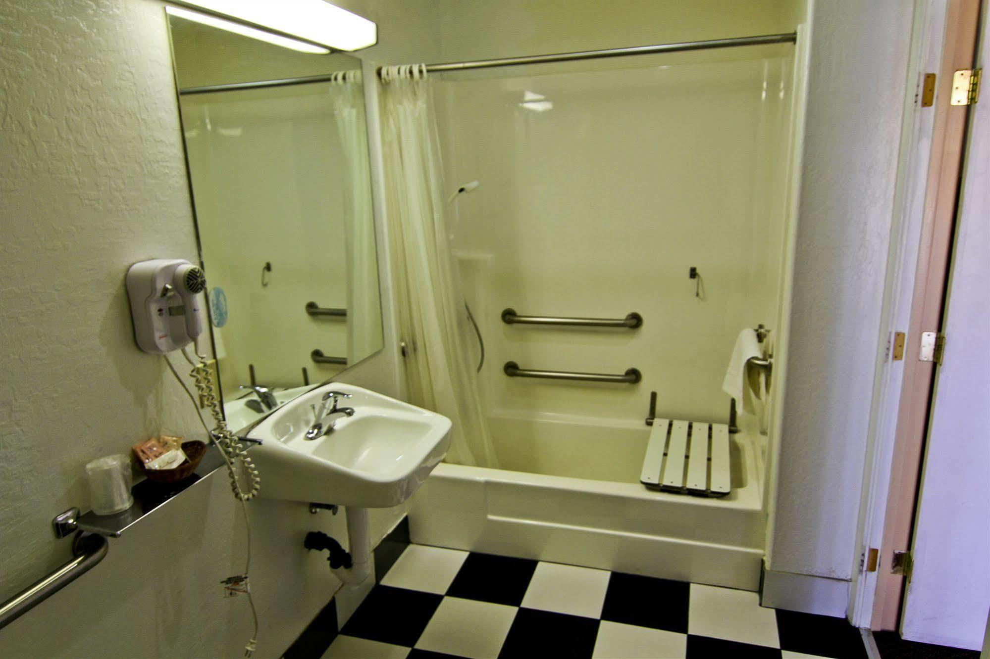 Motel National 9