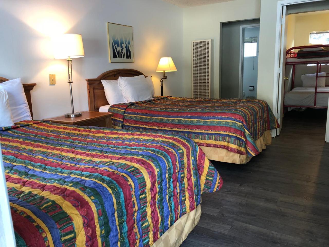 Cedar & Hotel 3*