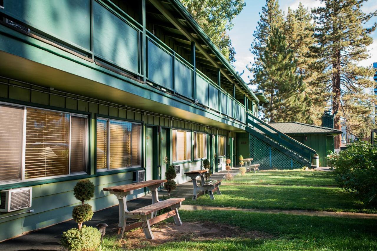 Big Pines Mountain House Motel