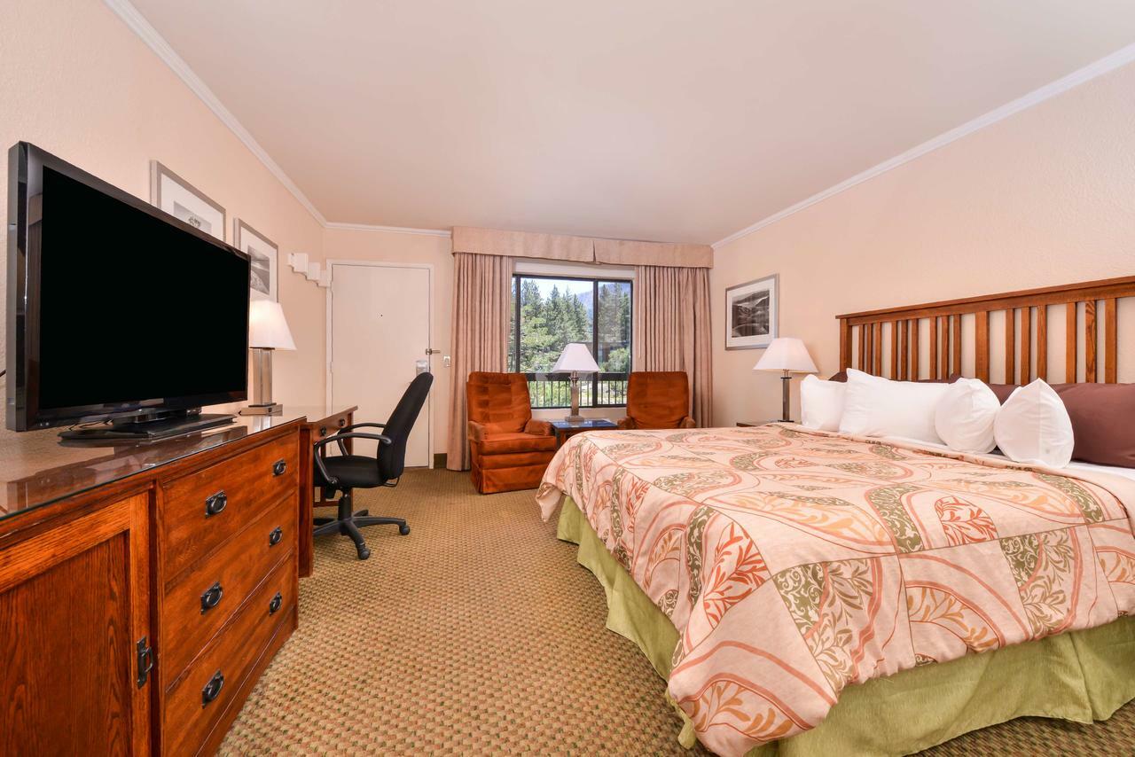 Station House South Tahoe, By Oliver 3*