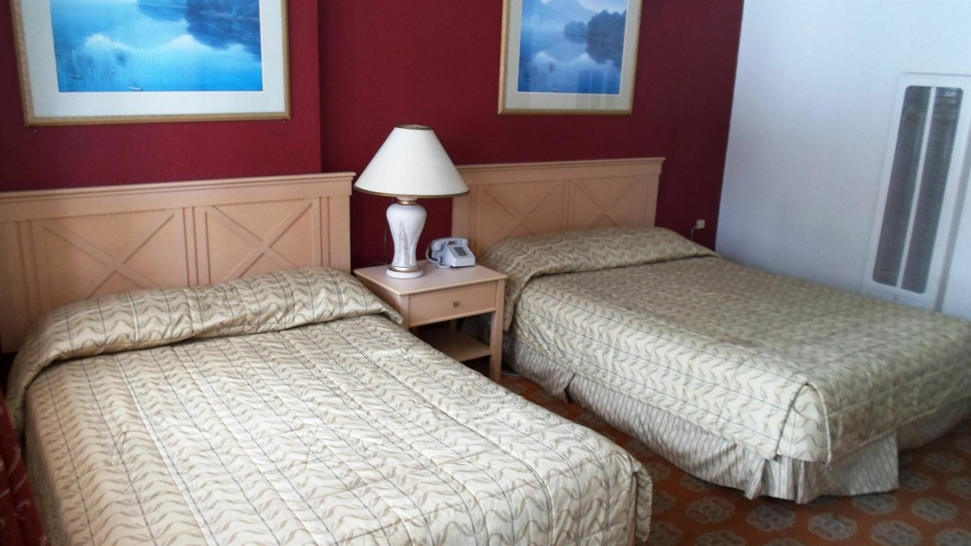 Motel Budget At The Heavenly Gondola