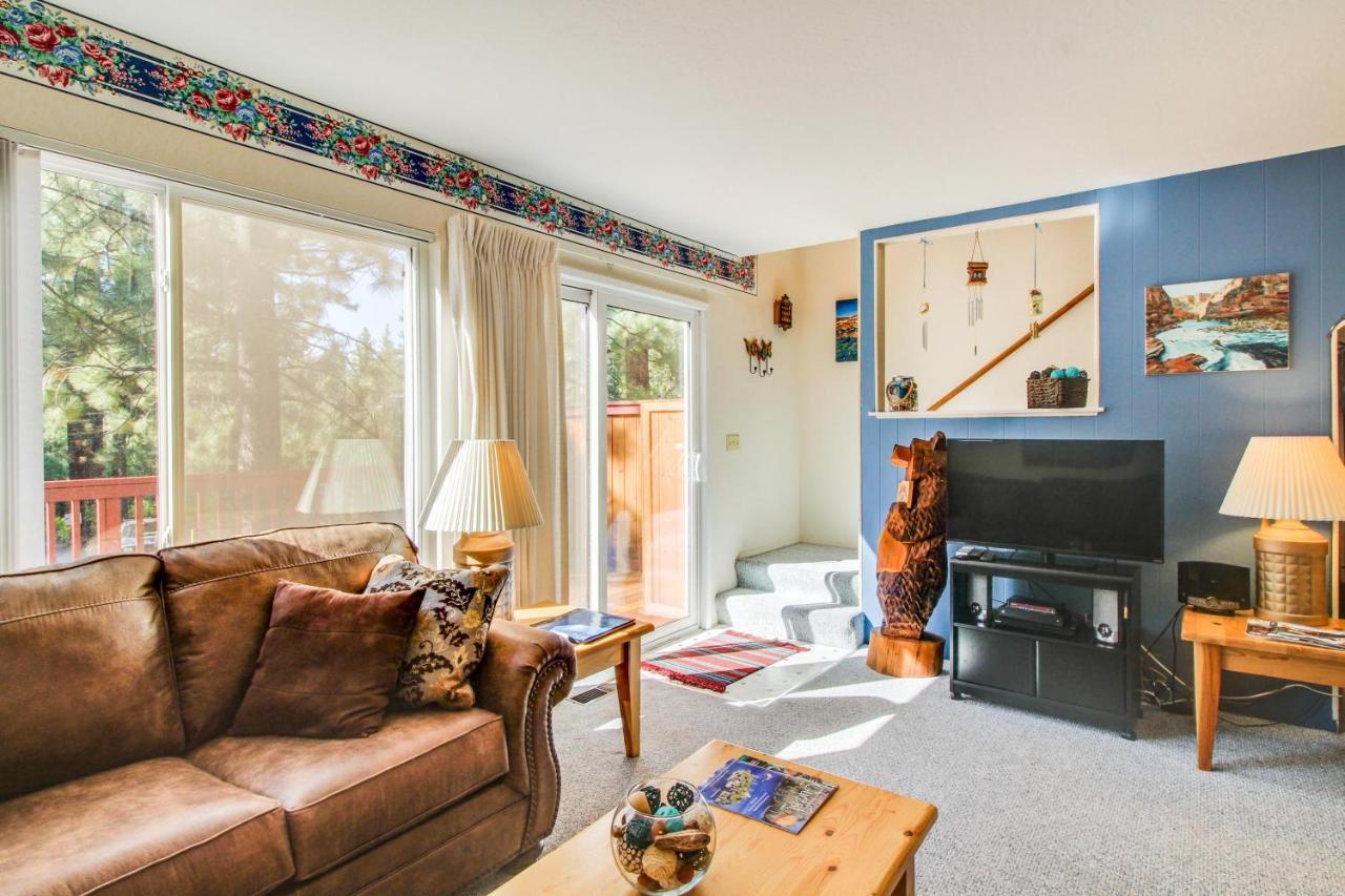 Hit The Slopes At Sitzmark Holiday home *