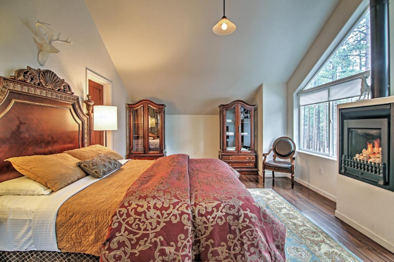 Luxurious South Tahoe Less Than 2 Mi To Lake! Holiday home South Lake Tahoe