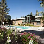 Forest Suites Resort At The Heavenly Village