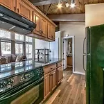 3851 Saddle Road