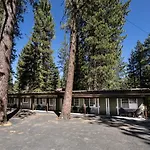 Emerald Bay Lodge