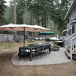 3685S River View Retreat
