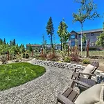 1376Md Angora View