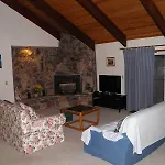 835 Paloma Three-Bedroom Chalet