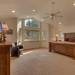 Black Bear Villa - Four Bedroom Home