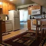 Heavenly Ski Run Cottage