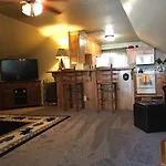 Heavenly Ski Run Cottage