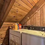 Private Tahoe Mtn Cabin Backing To The Forest!