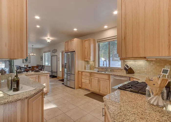 Siesta Harbor - Four Bedroom Home